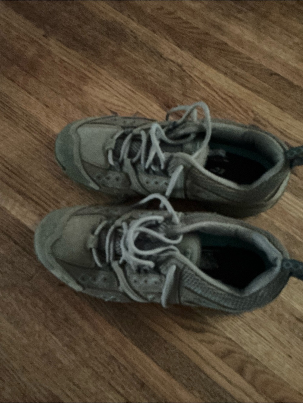Hi-Tec Gray/Olive Athletic Lace-Up Sneakers